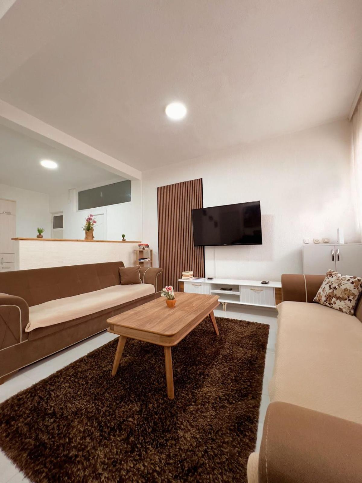 Cozy Corner Apartment Gjakova Ngoại thất bức ảnh